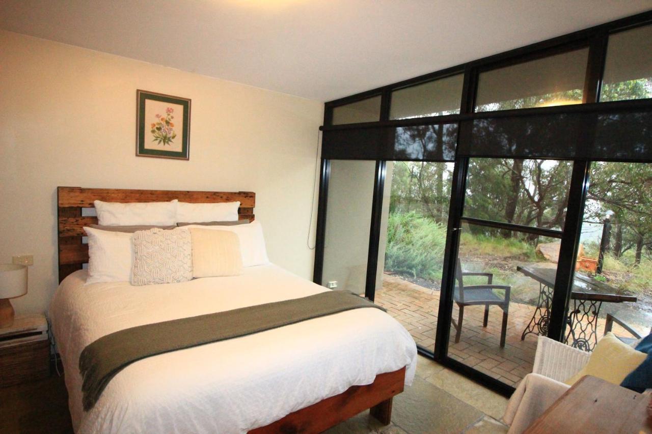 Down To Earth Farm Retreat Appartement Sarsfield Buitenkant foto