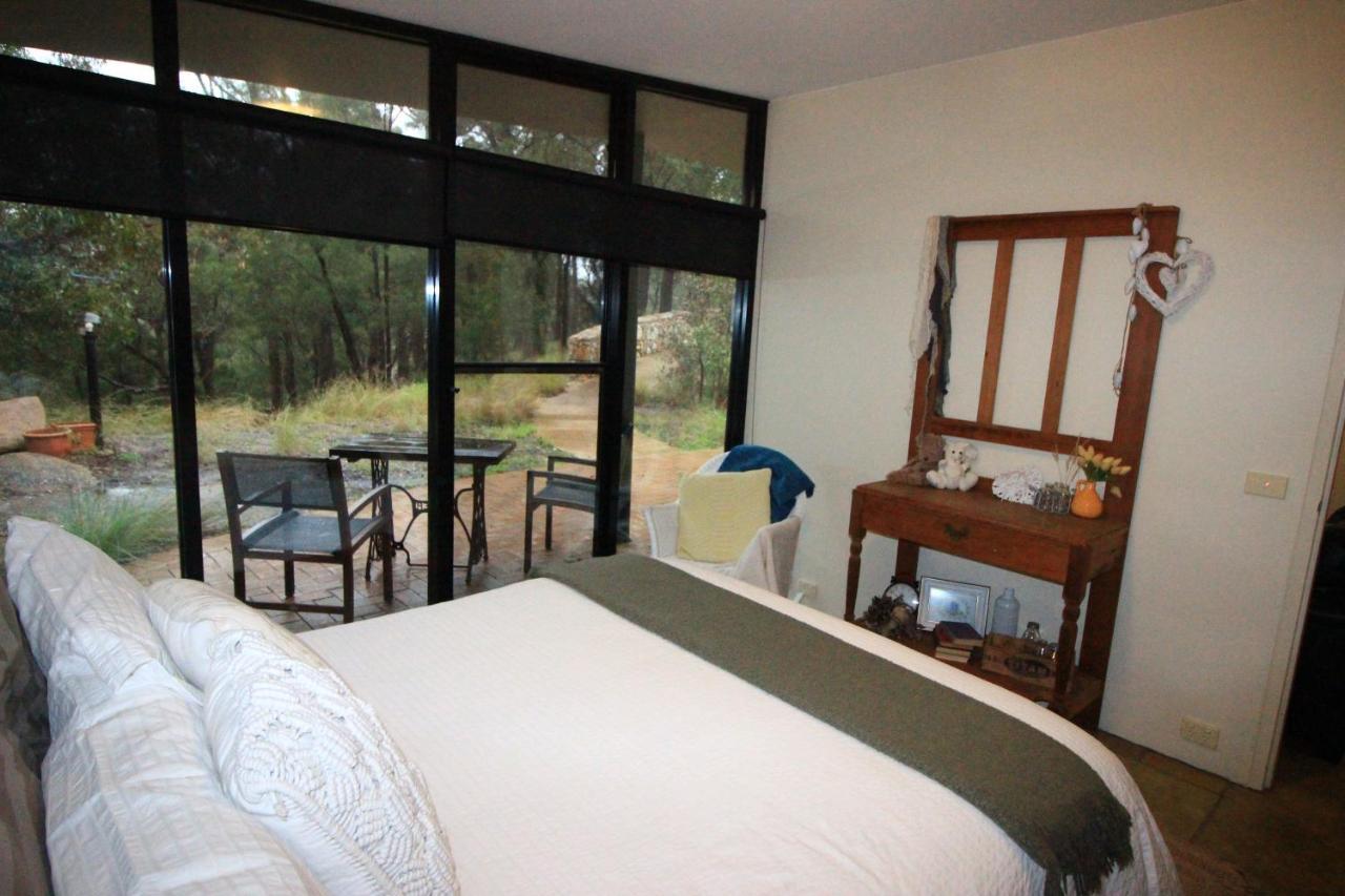 Down To Earth Farm Retreat Appartement Sarsfield Buitenkant foto